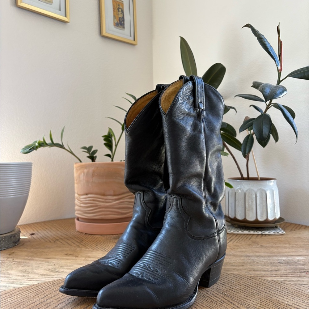 Tony Lama Black and Tan Leather Boots